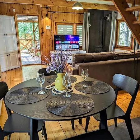 Szumiaca Sosna - Jacuzzi, Ognisko, Sauna, Bbq 度假居