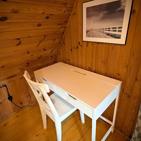 Holiday home Szumiaca Sosna - Jacuzzi, Ognisko, Sauna, Bbq