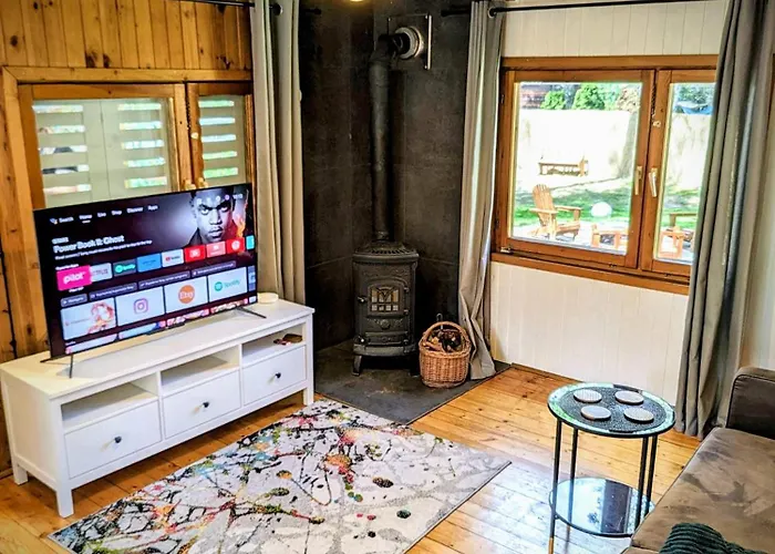 Szumiaca Sosna - Jacuzzi, Ognisko, Sauna, Bbq Сasa de vacaciones *